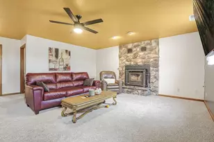 10647 Wilkins Run Rd NE, Newark, OH 43055 - Photo 25