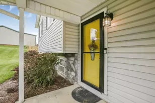 10647 Wilkins Run Rd NE, Newark, OH 43055 - Photo 5