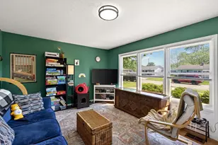 1159 Share Dr, Dayton, OH 45432 - Photo 7