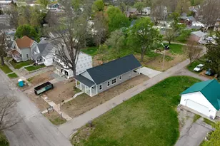 517 E Chillicothe Ave, Bellefontaine, OH 43311 - Photo 21