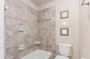 1512 Lafayette Dr, Upper Arlington, OH 43220 - Photo 17