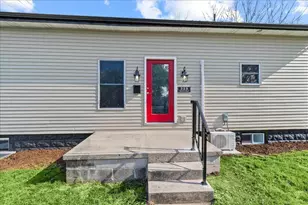 329 S Elm St, Bellefontaine, OH 43311 - Photo 27