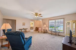 500 Eldon Dr, West Jefferson, OH 43162 - Photo 7