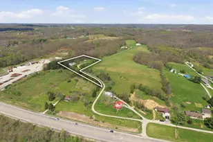 3741 Mayfair Ln, Cambridge, OH 43725 - Photo 3