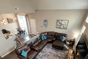 5652 Long Branch Pl, Columbus, OH 43228 - Photo 3