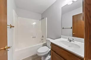 2617 Vi-Lilly Cir W, Grove City, OH 43123 - Photo 21
