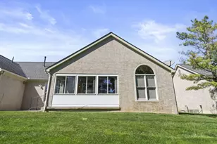 2617 Vi-Lilly Cir W, Grove City, OH 43123 - Photo 37