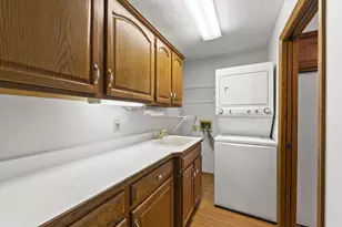 2617 Vi-Lilly Cir W, Grove City, OH 43123 - Photo 13