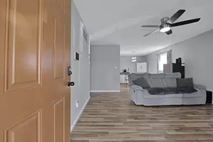 1976 Westfield Dr S, Columbus, OH 43223 - Photo 5
