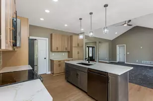 4254 Stone Hill Dr E, Carroll, OH 43112 - Photo 19