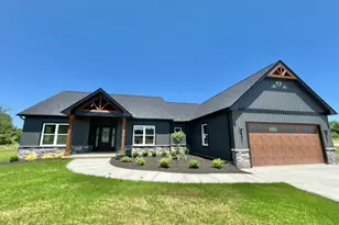 4254 Stone Hill Dr E, Carroll, OH 43112 - Photo 1