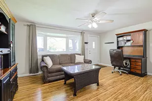 9117 Stephanie St, Dayton, OH 45458 - Photo 7