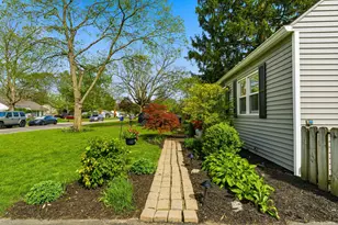 2255 Cranford Rd, Upper Arlington, OH 43221 - Photo 5