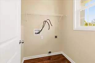 5648 Long Branch Pl, Columbus, OH 43228 - Photo 13