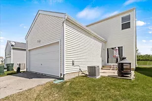 5648 Long Branch Pl, Columbus, OH 43228 - Photo 25
