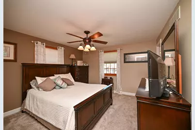 856 Oak Drive, Marion, OH 43302 - Photo 3