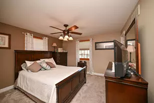 856 Oak Dr, Marion, OH 43302 - Photo 3