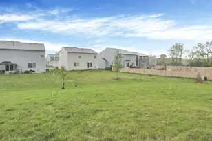 400 Waterlily Ln, Pataskala, OH 43062 - Photo 59