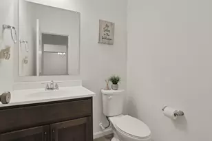 400 Waterlily Ln, Pataskala, OH 43062 - Photo 15