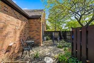 2080 MacKenzie Dr, Upper Arlington, OH 43220 - Photo 41