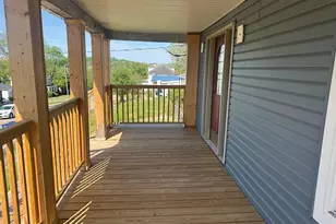 415 E 2nd St, Wellston, OH 45692 - Photo 3