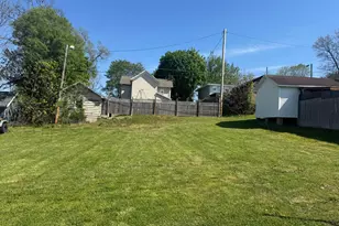 415 E 2nd St, Wellston, OH 45692 - Photo 15