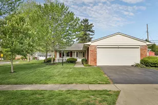 418 Pittsfield Dr, Worthington, OH 43085 - Photo 5