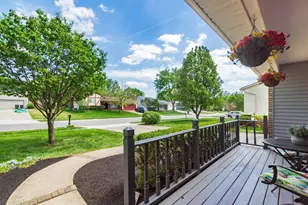 561 Theori Ave, Columbus, OH 43230 - Photo 5