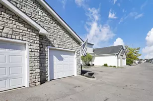 4696 Shalers Dr, Columbus, OH 43228 - Photo 5
