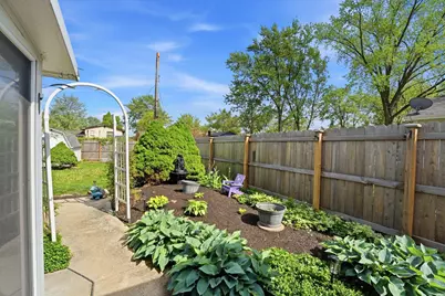 440 Deerwood Avenue E, Columbus, OH 43230 - Photo 35