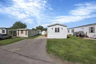 1330 Hanover Rd, Delaware, OH 43015 - Photo 3