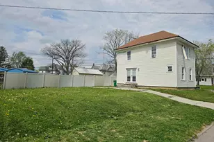 319 Hopkins St, Washington Court House, OH 43160 - Photo 3