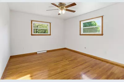 2445 Chandlersville, Zanesville, OH 43701 - Photo 13