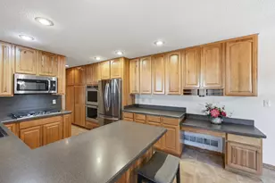 2236 Mardi Ct, Grove City, OH 43123 - Photo 15