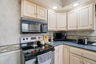 427 W Charles St, Bucyrus, OH 44820 - Photo 21