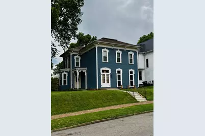338 E Mulberry Street, Lancaster, OH 43130 - Photo 1