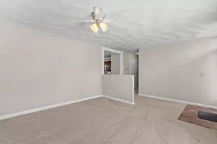3698 Earl Ave, Columbus, OH 43219 - Photo 7