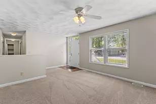 3698 Earl Ave, Columbus, OH 43219 - Photo 5