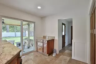 1363 Castleton Rd N, Columbus, OH 43220 - Photo 25