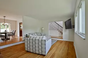 1363 Castleton Rd N, Columbus, OH 43220 - Photo 15