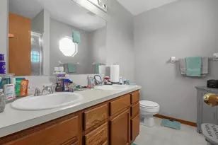 6809 Kristins Cove Ln, Canal Winchester, OH 43110 - Photo 17