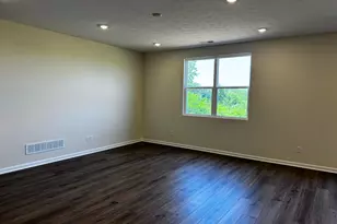 283 Dowler Dr, South Bloomfield, OH 43103 - Photo 9