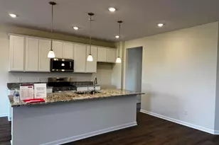 283 Dowler Dr, South Bloomfield, OH 43103 - Photo 3