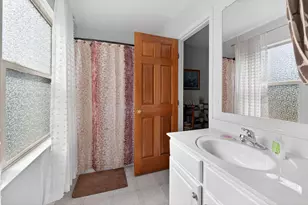 7215 Bromfield Dr, Canal Winchester, OH 43110 - Photo 77