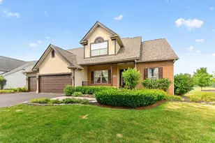 7215 Bromfield Dr, Canal Winchester, OH 43110 - Photo 1