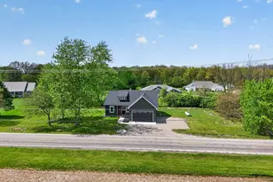 1705 Horseshoe Rd, Delaware, OH 43015 - Photo 5