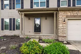 2389 Stewart Hollow Ct, Hilliard, OH 43026 - Photo 3