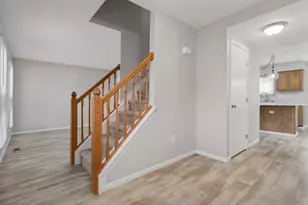 2389 Stewart Hollow Ct, Hilliard, OH 43026 - Photo 5