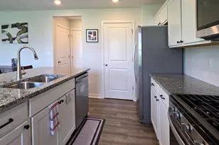428 Saint James Gate, Newark, OH 43055 - Photo 25
