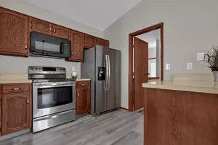 7784 Leaview Dr, Columbus, OH 43235 - Photo 13